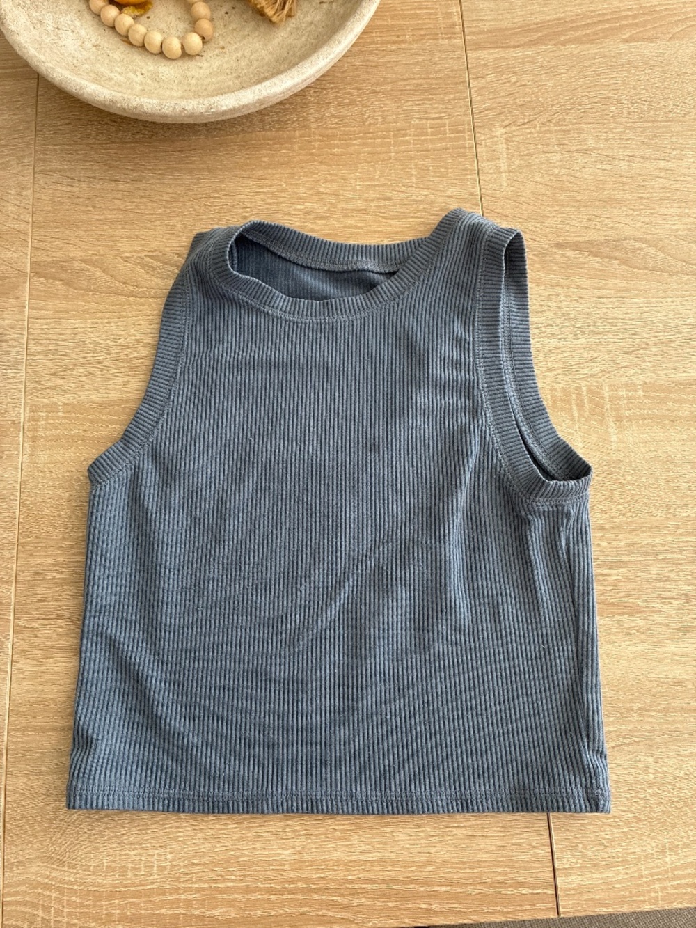 Hollister tank